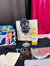 Load image into Gallery viewer, Bride & Groom Gift set